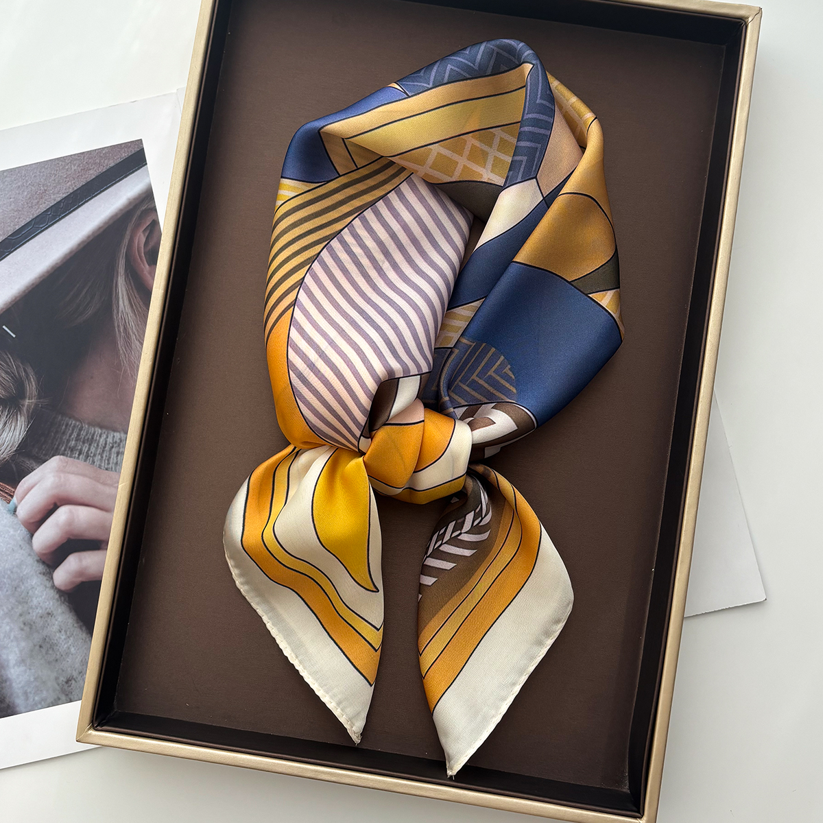 Luxury Square Scarf For Women  - Silk Neck Scarf recension och pris